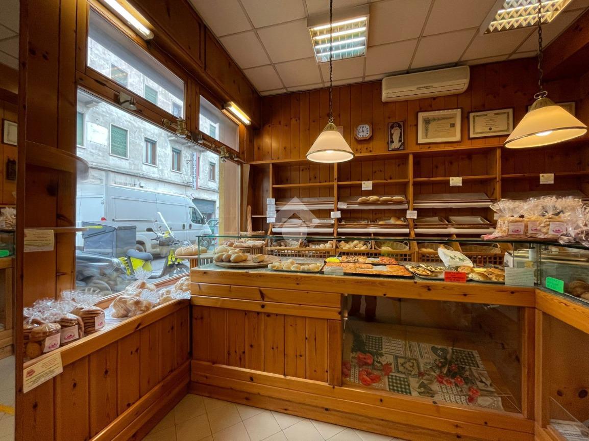 Negozio in Via Trieste 28, Padova, {3} - Foto 1