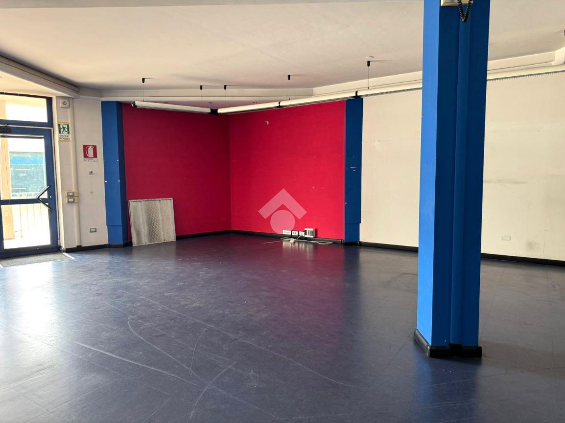 Negozio in Via Giorgione 4, Camposampiero, {3} - Foto 1