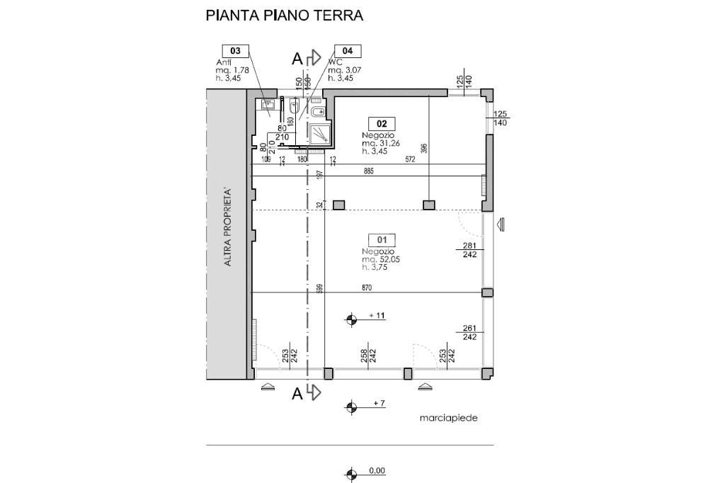 Negozio in Via Martiri Giuliani E Dalmati 13, Padova, {3} - Planimetria 1