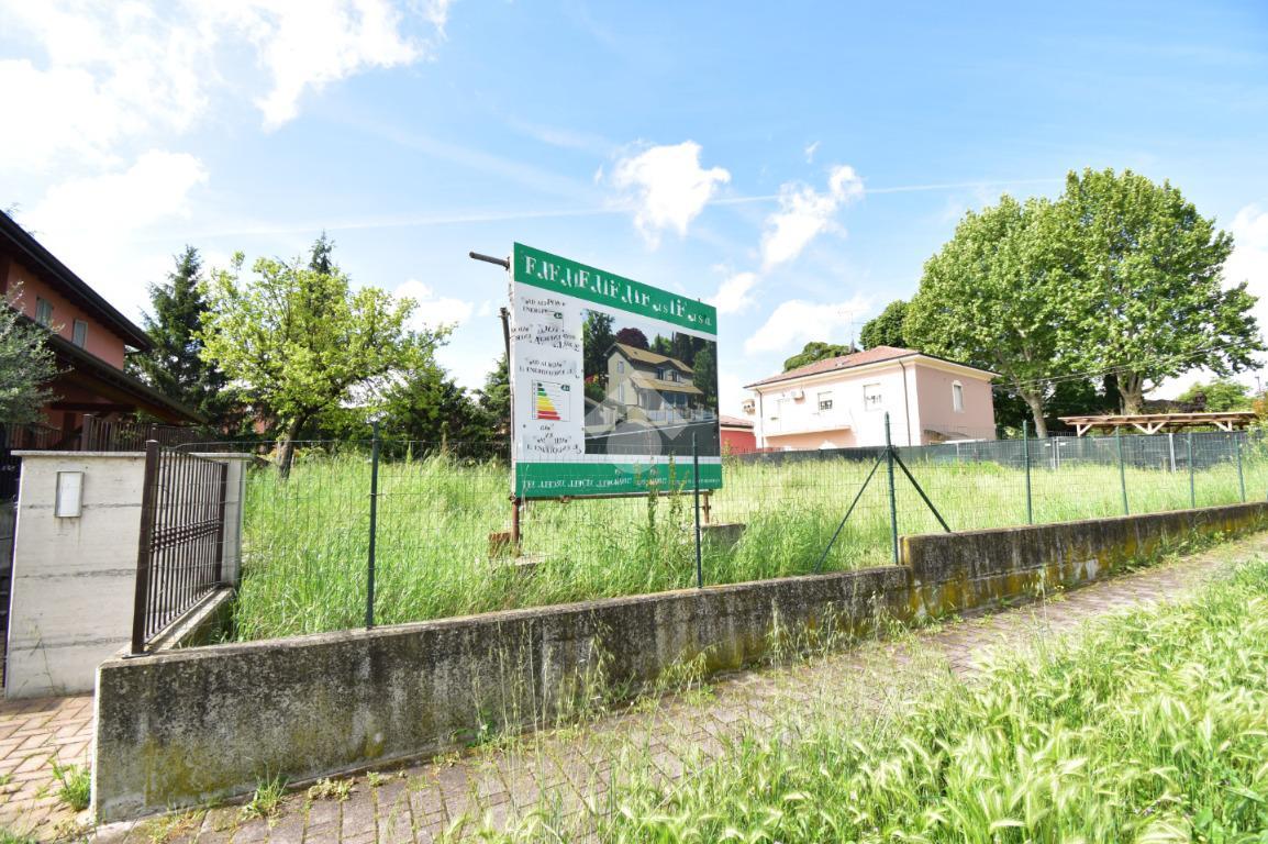 Terreno edificabile in vendita a Felino