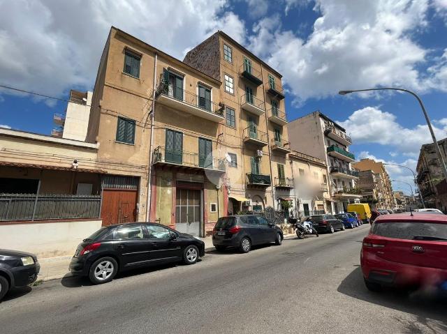 Quadrilocale in Via Giovanni Evangelista di Blasi 41, Palermo - Foto 1