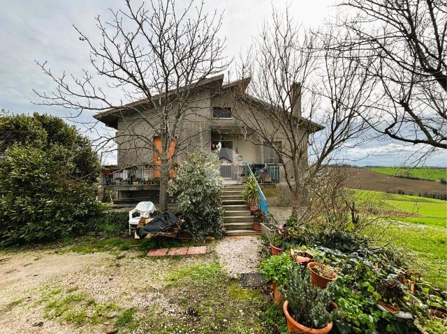 Detached house in Str. delle Caminate 80, Fano - Photo 1