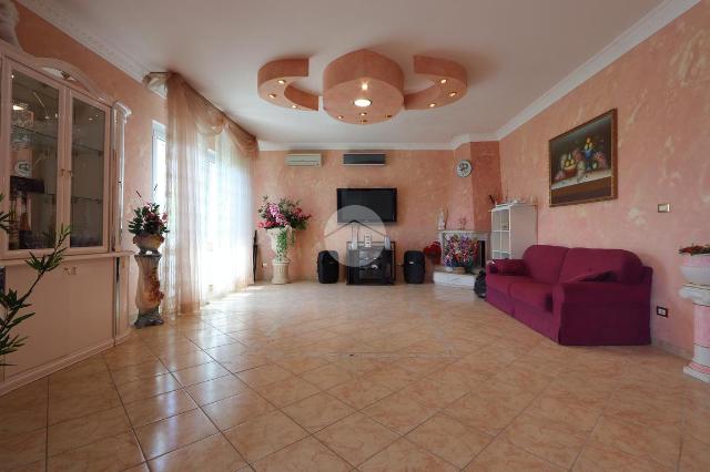 Villa in Via delle Querce 2, Montesilvano - Foto 1