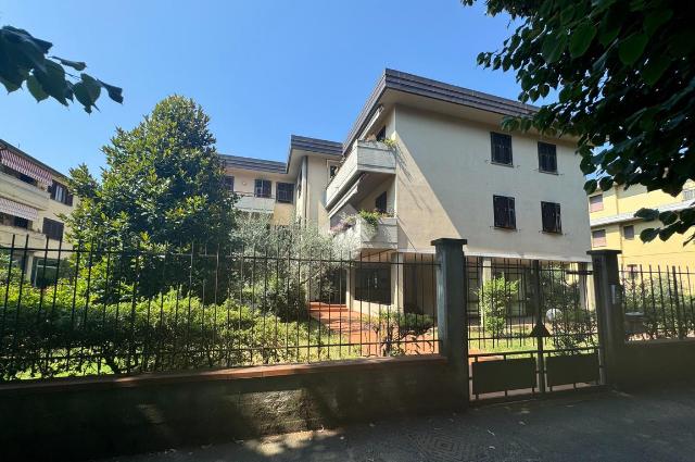 Appartamento in Via Firenze 38, Prato - Foto 1