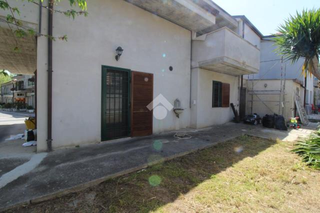 Villa in Salita Cellini 4, Pescara - Foto 1