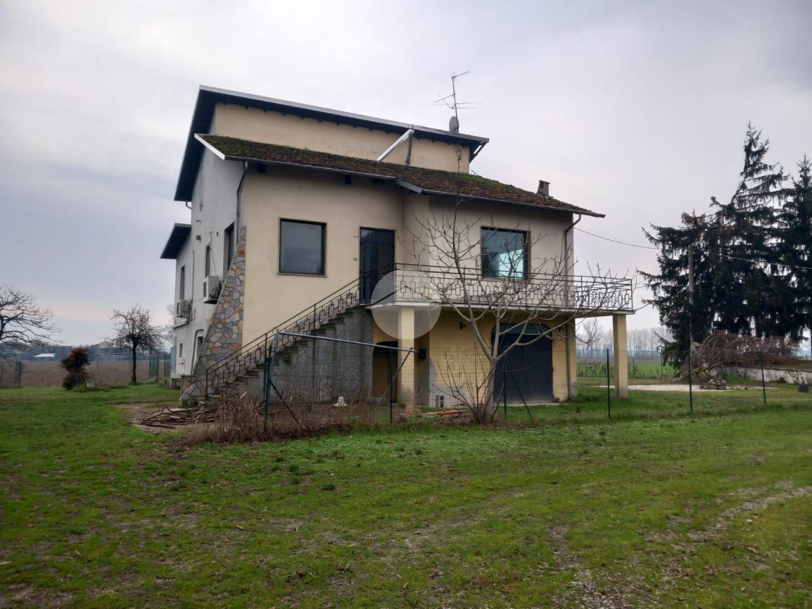Casa indipendente in vendita a Castel San Giovanni