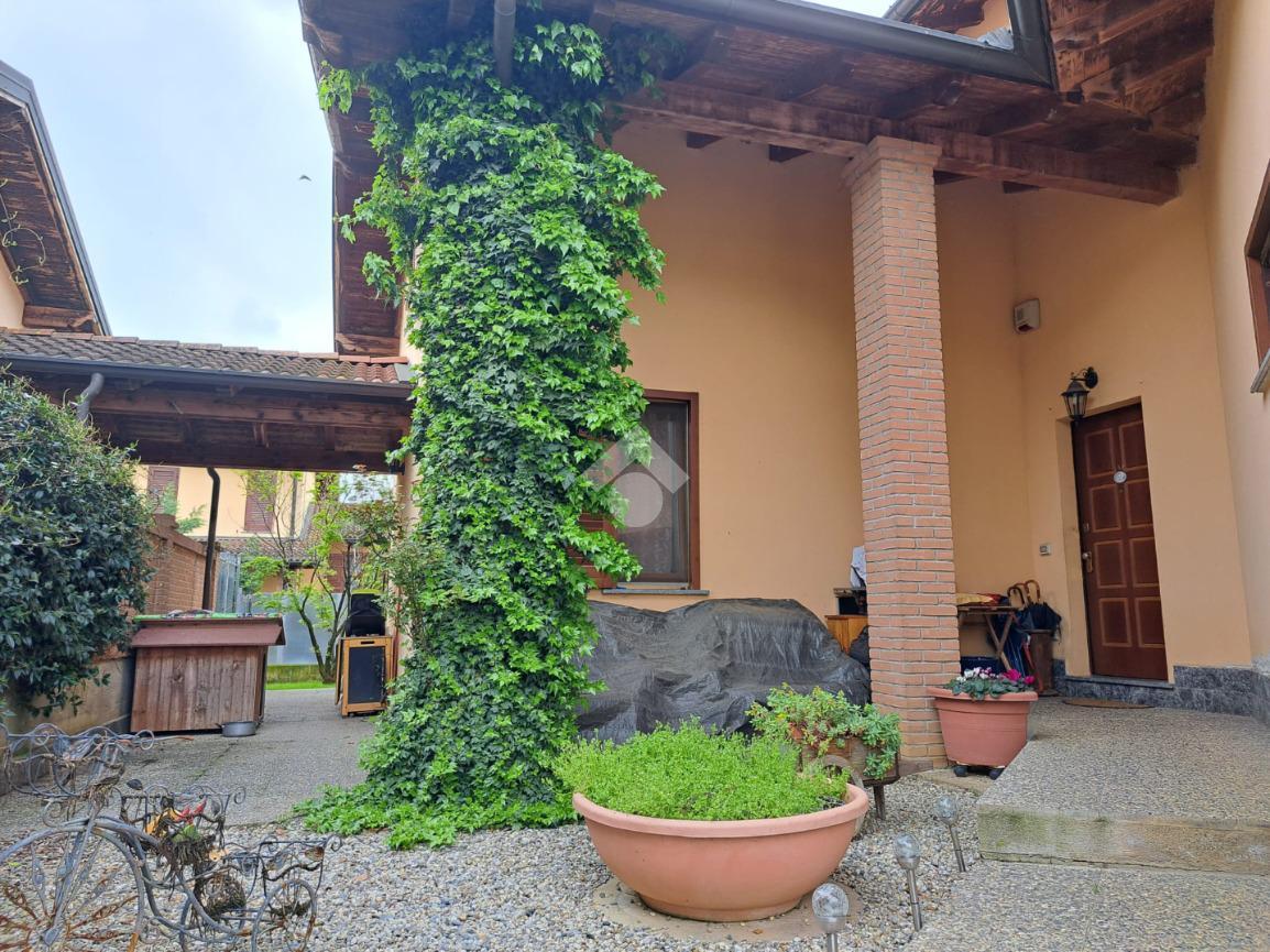 Villa in vendita a Vistarino
