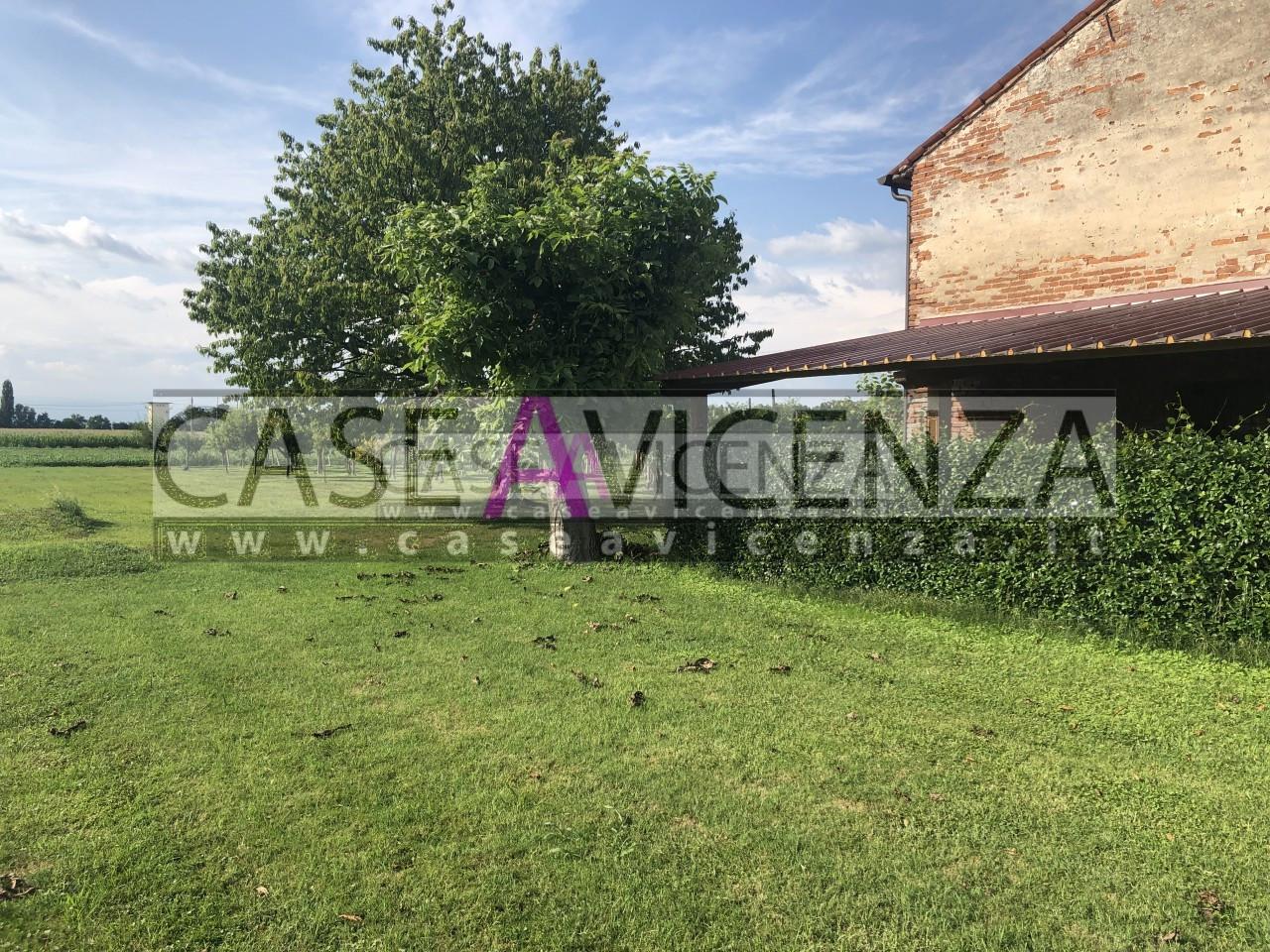 Casa indipendente in vendita a Grisignano Di Zocco