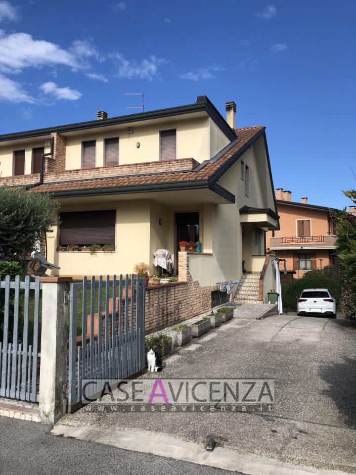 Villa in vendita a Grisignano Di Zocco