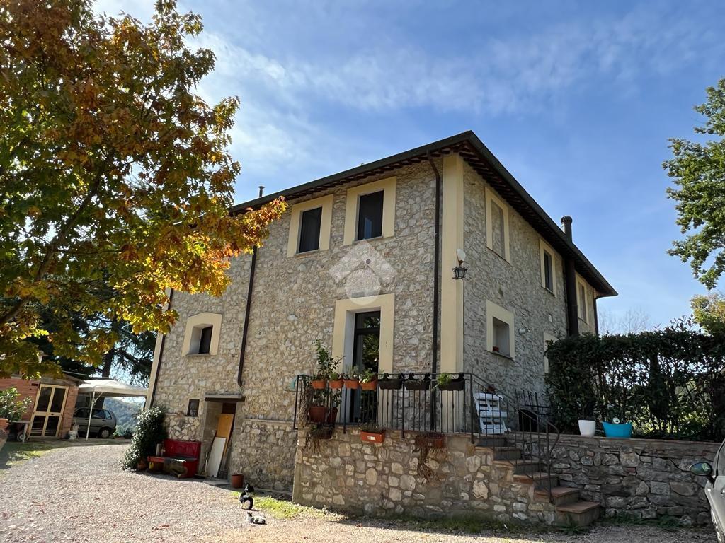 Casa indipendente in vendita a Perugia