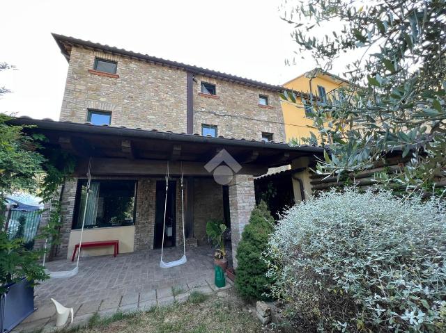 Villa in Via dei Narcisi 43, Perugia - Foto 1