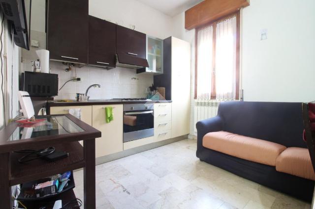 2-room flat in Via Treviso 9, Pavia - Photo 1