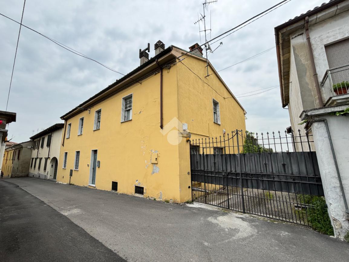 Casa indipendente in vendita a Stradella