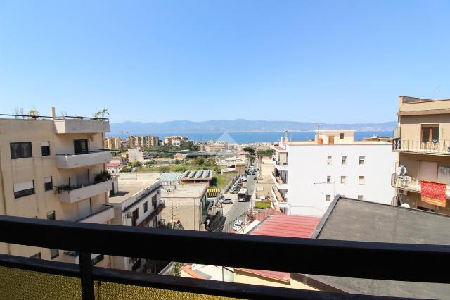 Quadrilocale in Via Cardinale Portanova 105, Reggio di Calabria - Foto 1