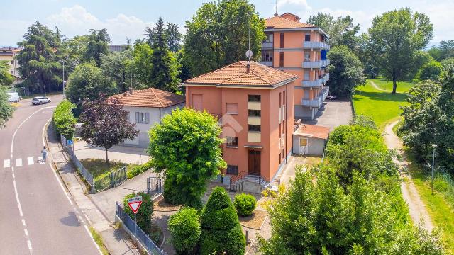 Mansion in Via Martiri di Cervarolo, Reggio nell'Emilia - Photo 1