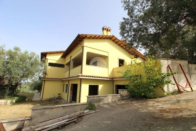 Mansion in Località S. Pietro 32, Fara in Sabina - Photo 1