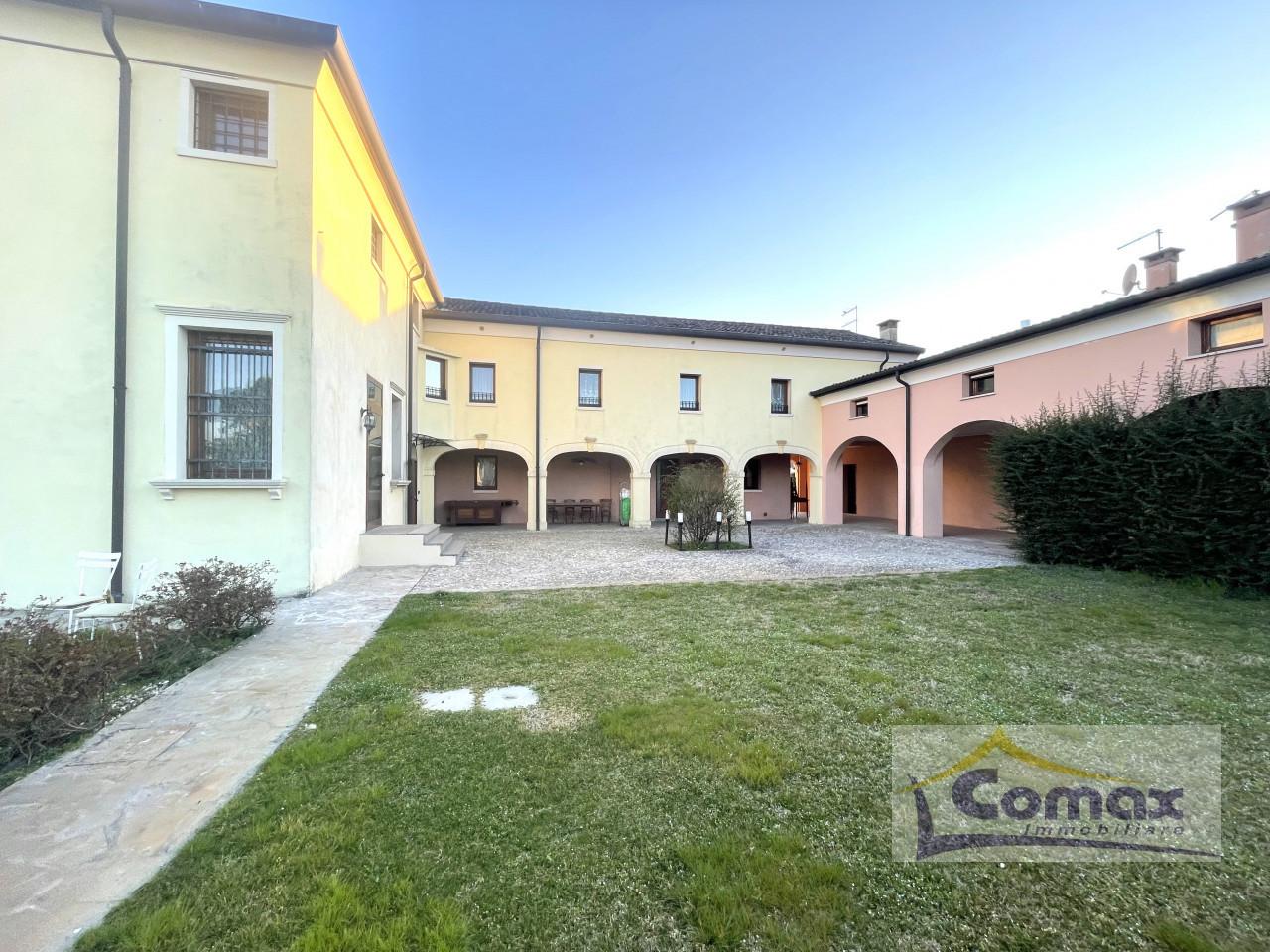 Esercizio commerciale in Via Mestrina, Mestrino, {3} - Foto 2
