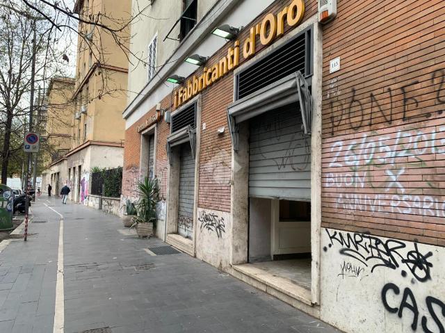 Geschäft in Via Prenestina 111, Roma - Foto 1