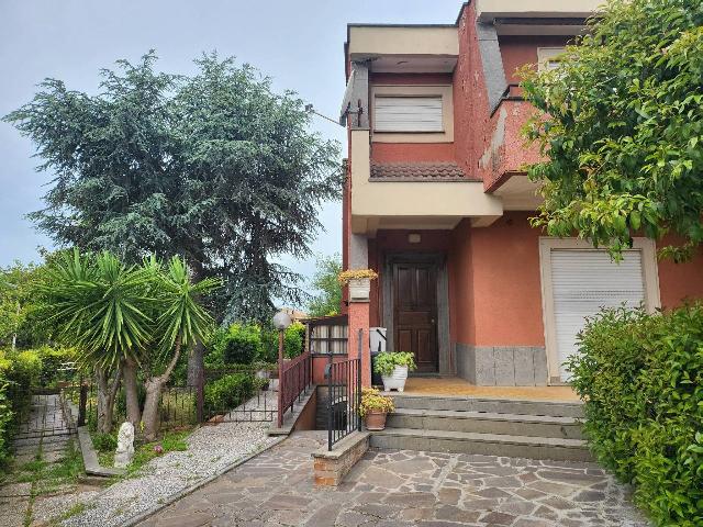 Villa a schiera in Via Campania, Albano Laziale - Foto 1