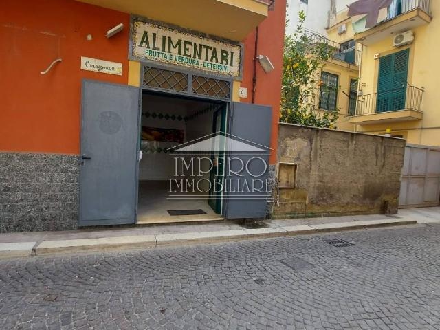 Geschäft in Via Vincenzo Barletta, Pozzuoli - Foto 1