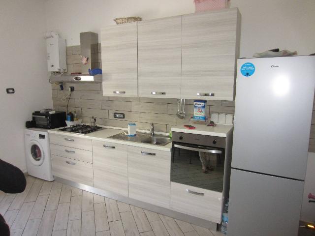 3-room flat in Via Luigi Palmieri 9, San Sebastiano al Vesuvio - Photo 1