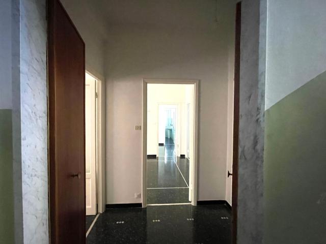 Quadrilocale in Via Alcide  De Gasperi, Campomorone - Foto 1