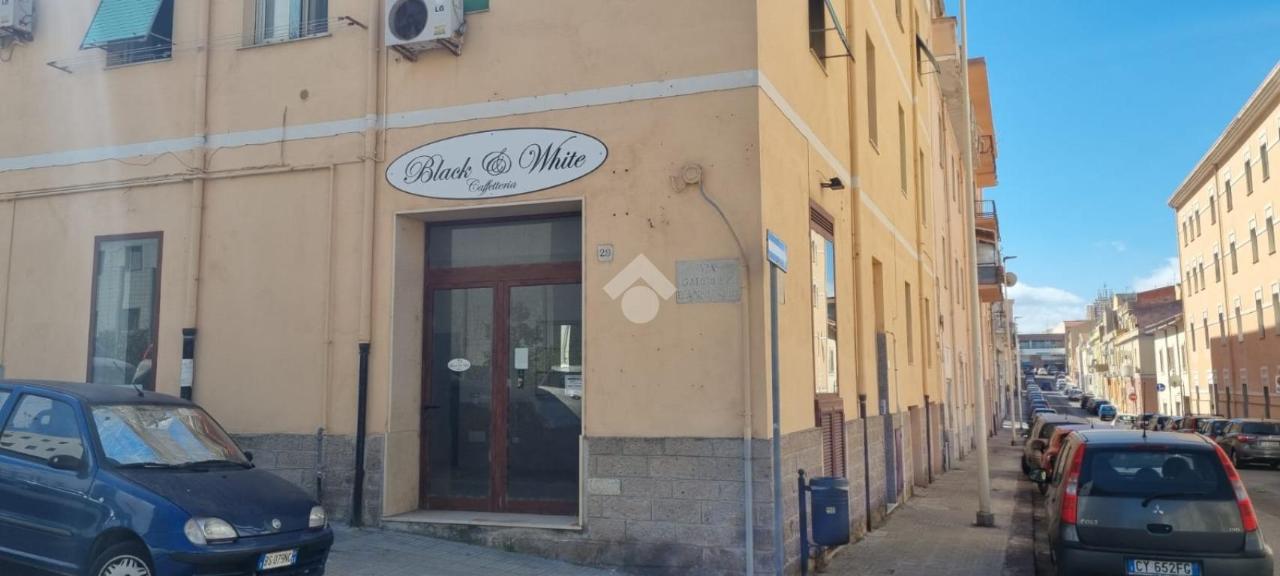 Negozio in Via Gabriele d'Annunzio 29, Sassari, {3} - Foto 2