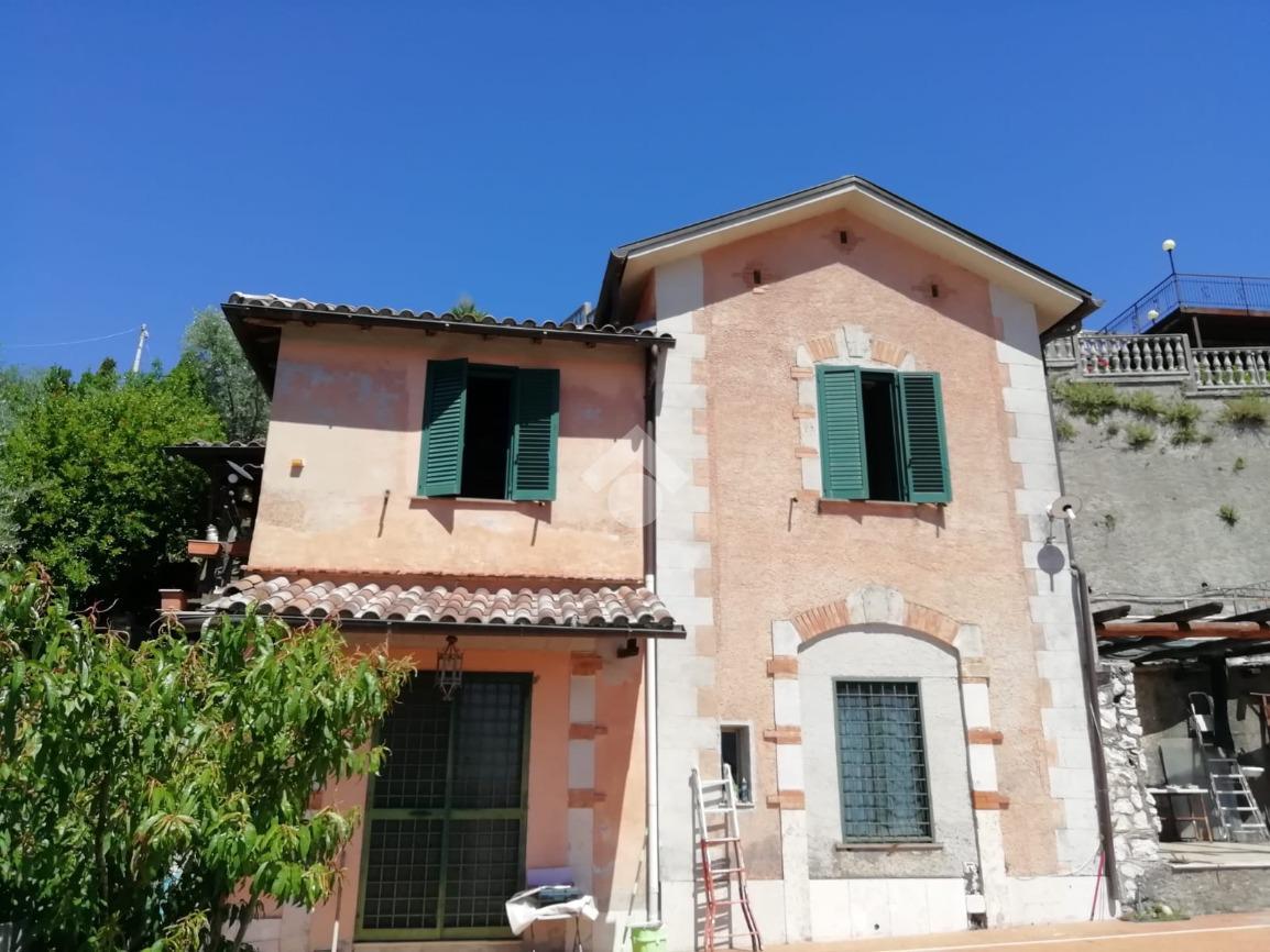 Villa in vendita a Olevano Romano