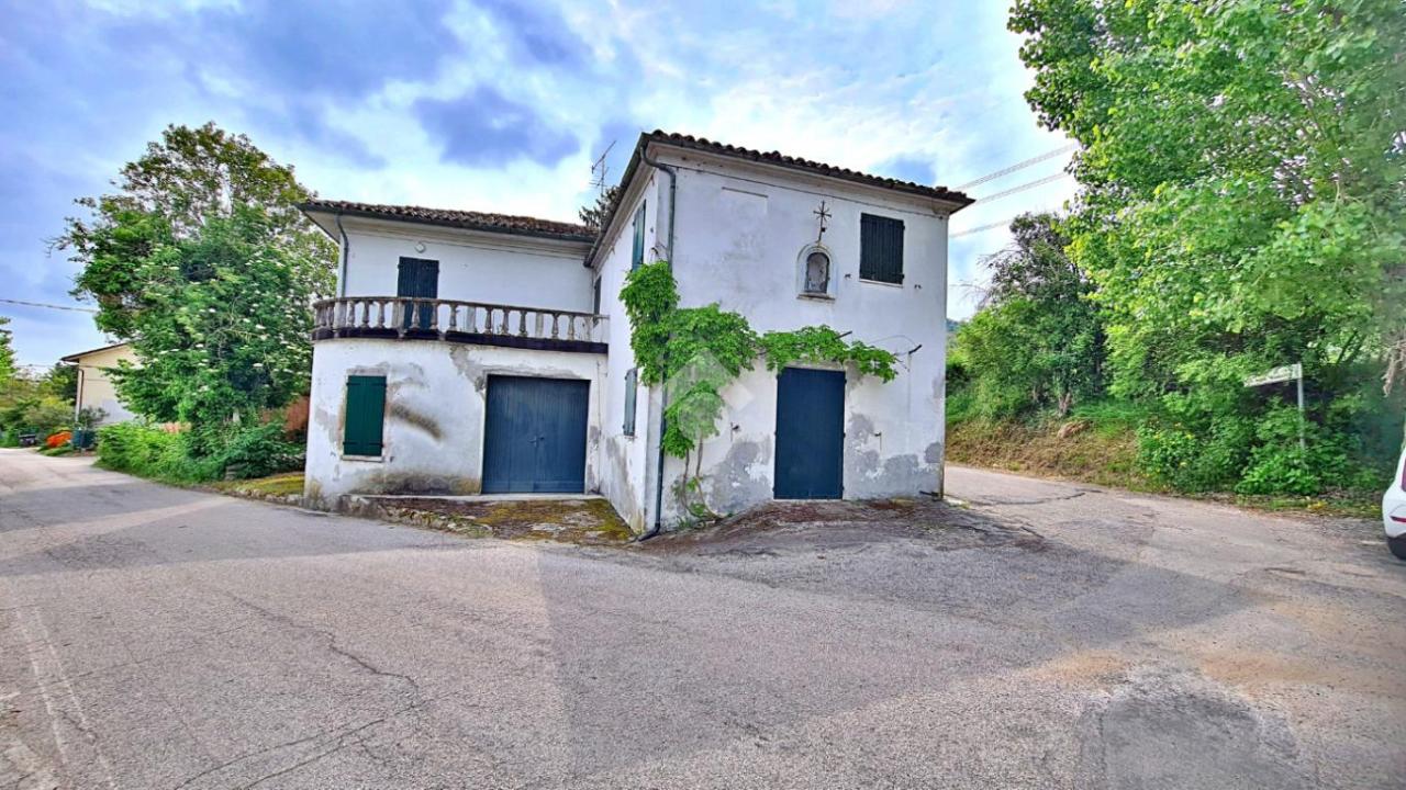 Casa indipendente in vendita a Montefiore Conca