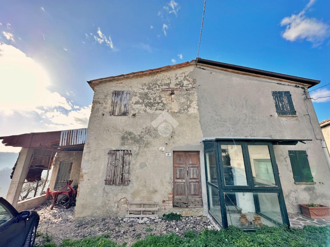Casa indipendente in vendita a Montefiore Conca