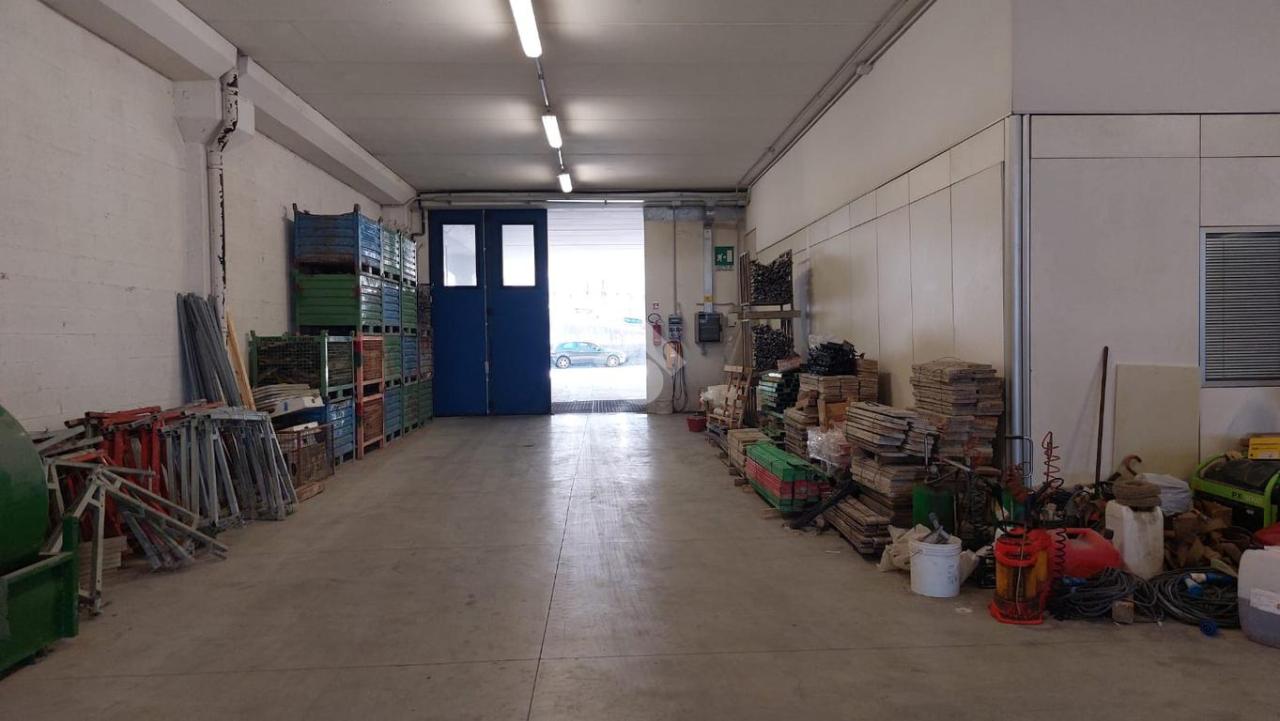 Capannone in Via Guardia del Consiglio 15, San Marino, {3} - Foto 2