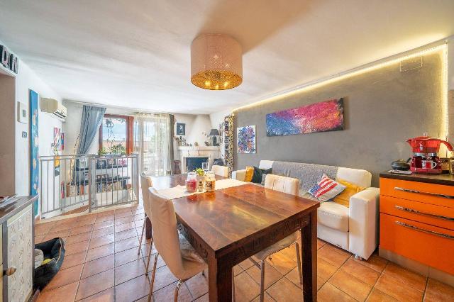 3-room flat in Via Monterosa, Palo del Colle - Photo 1