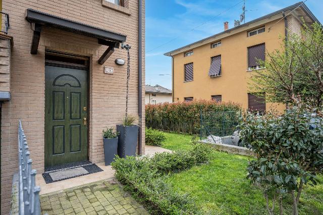 Terraced house in Strada Sant'Ilario 19/C, Montecchio Emilia - Photo 1