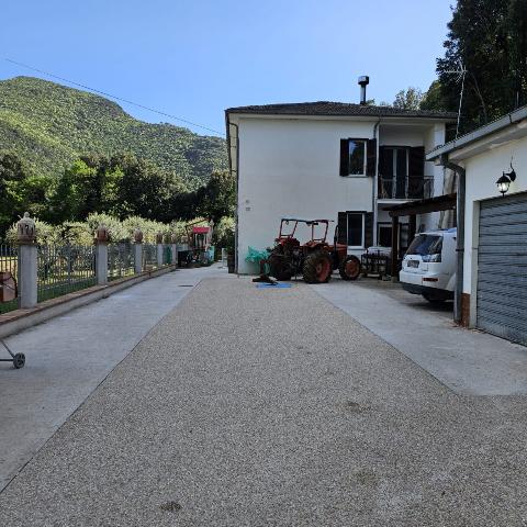 Casa indipendente in Marmore, Terni - Foto 1