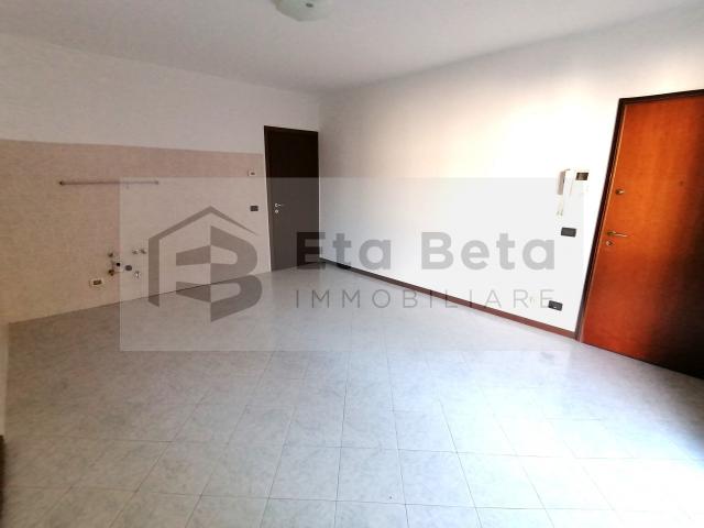 4-room flat in {3}, Via Argine Sinistro - Photo 1