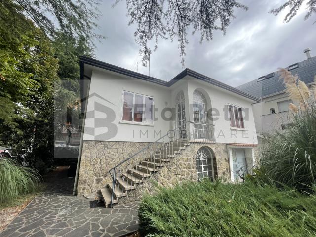 Detached house in Via Tirana, Padova - Photo 1