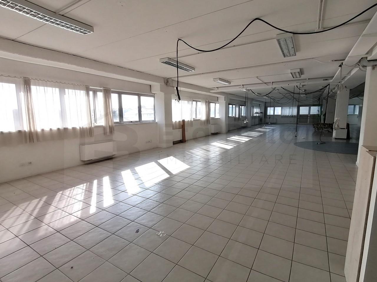 Laboratorio in Viale della Navigazione Interna, Noventa Padovana, {3} - Foto 2