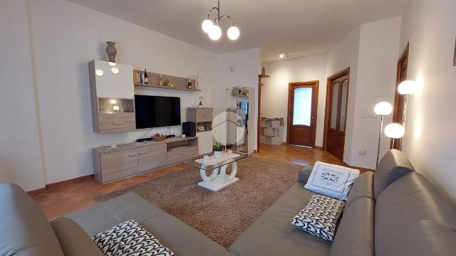 4-room flat in Via Tenente Farina 65, Pellezzano - Photo 1