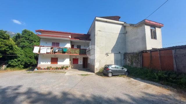 4-room flat in Via Ferrovia 18, Pellezzano - Photo 1