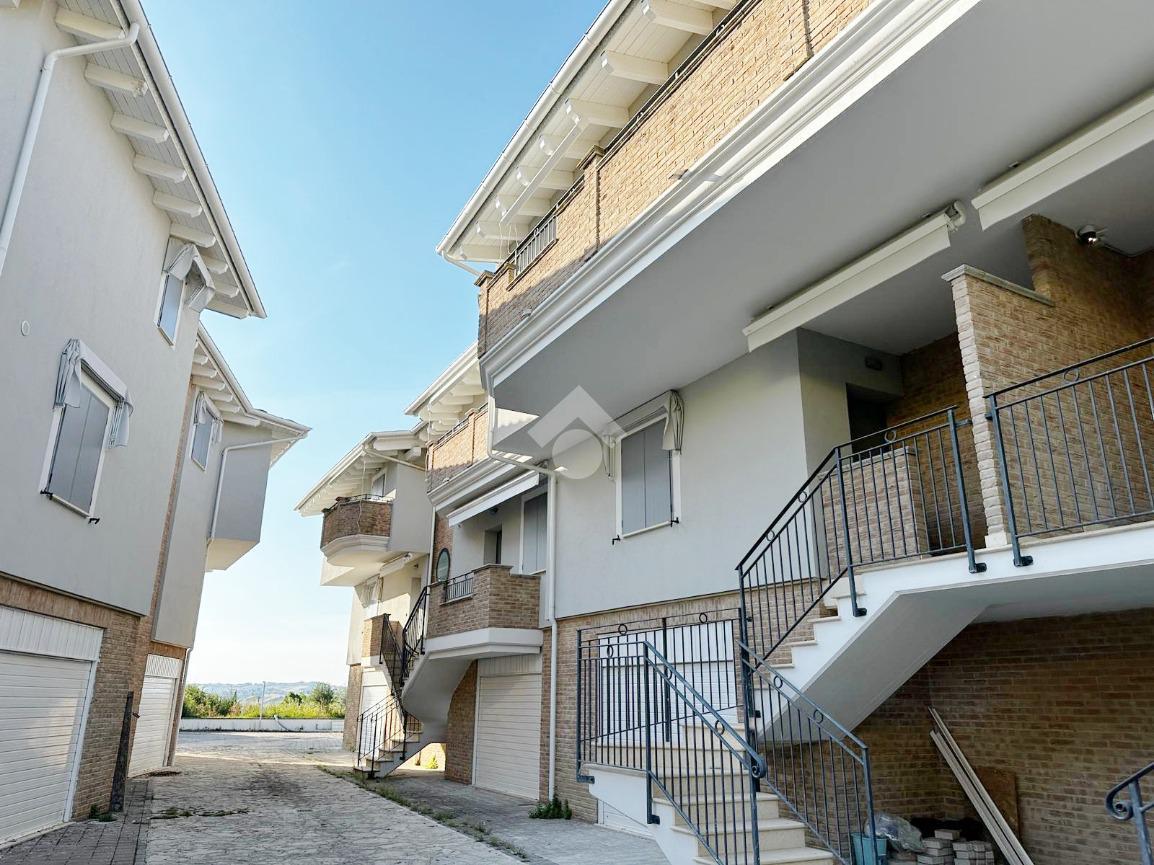 Villa a schiera in vendita a Sant'Omero