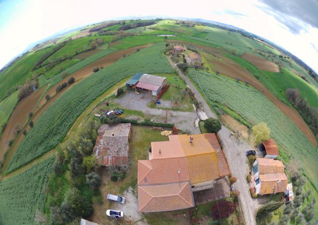 Mansion in Vocabolo Giorgi, Castiglione del Lago - Photo 1