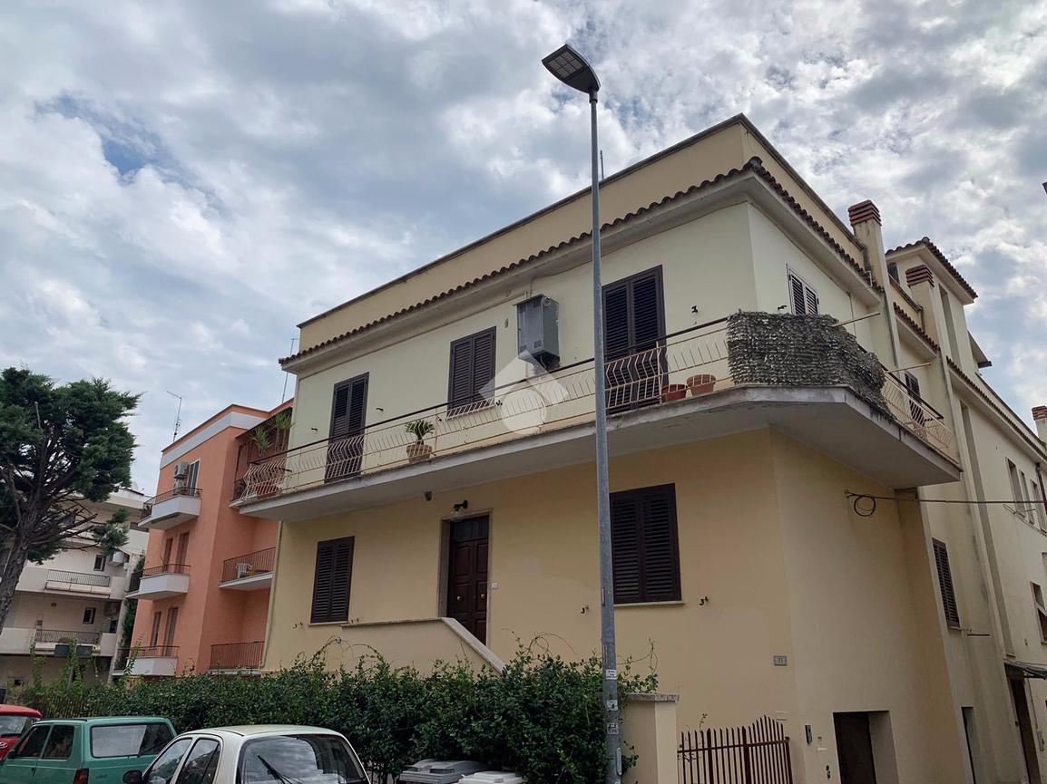 Appartamento in vendita a Guidonia Montecelio