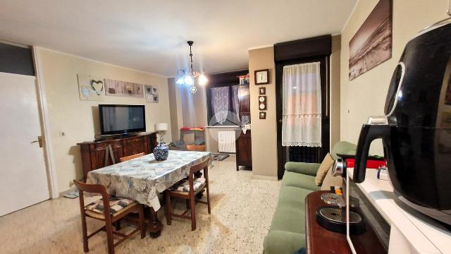 4-room flat in Via San Giovanni 32, Volpiano - Photo 1