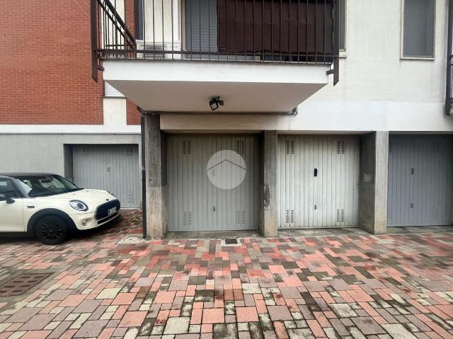 Garage or car box in Via Masaccio 4, Volpiano - Photo 1