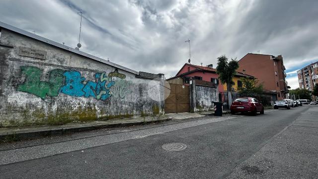 Boxen in Via Giovanni Segantini 29, Torino - Foto 1