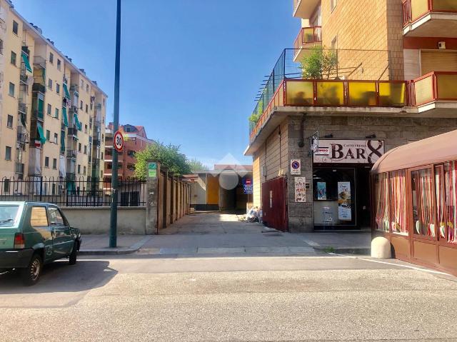 Garage or car box in Via Michele Coppino 129, Torino - Photo 1