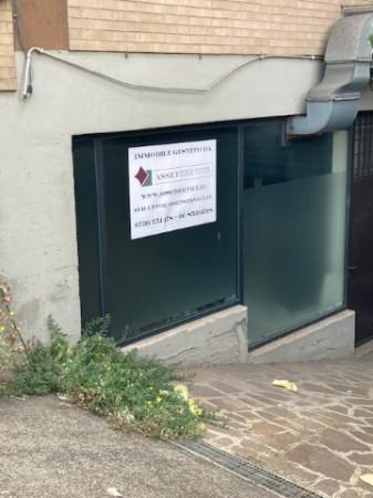 Negozio in Via di Boccea 419/E, Roma, {3} - Foto 2