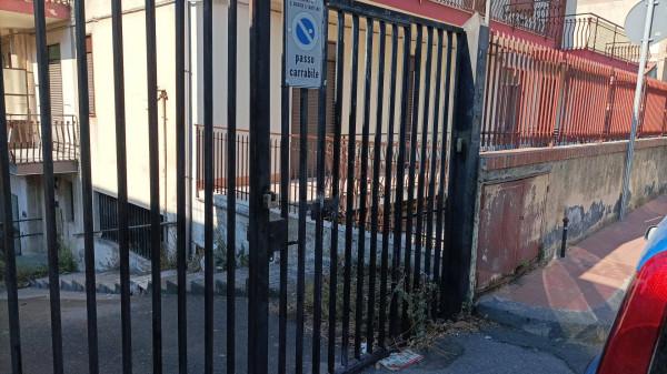 Magazzino in Via Luigi Capuana 5, Sant'Agata Li Battiati, {3} - Foto 2