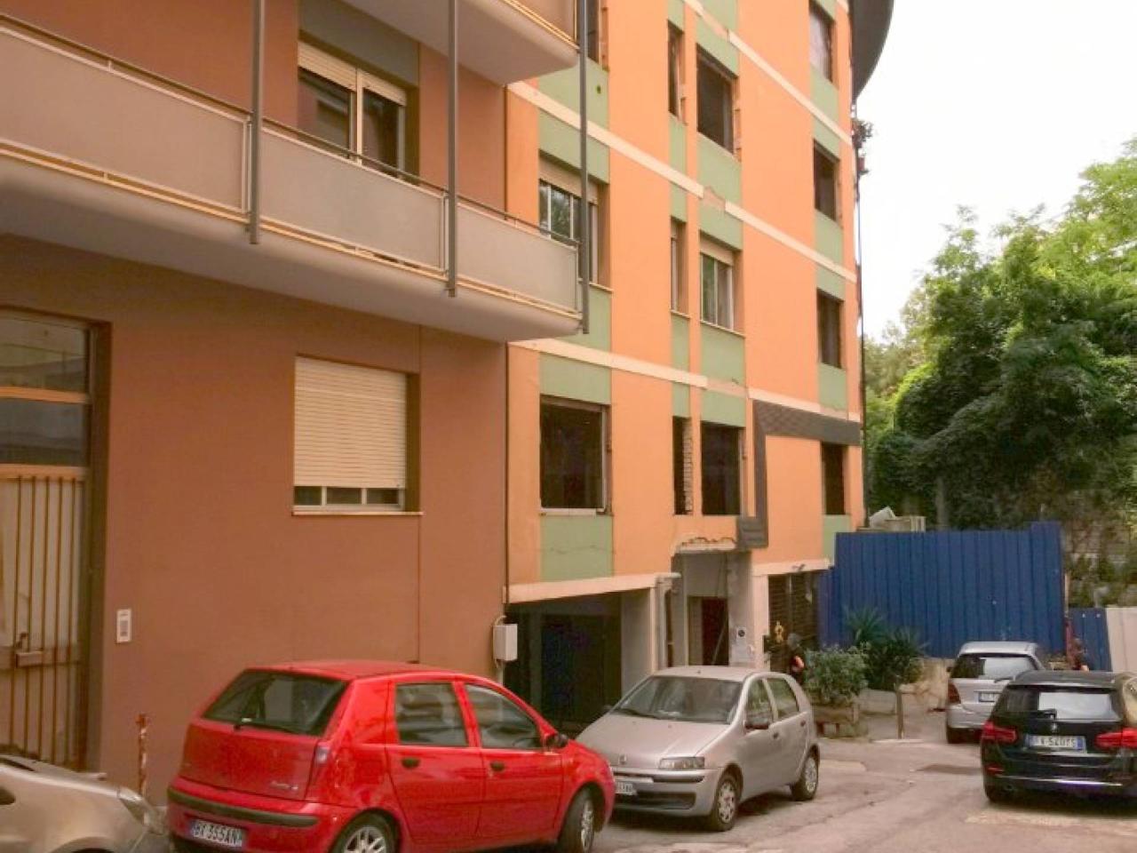 Ufficio condiviso in vendita a Ancona