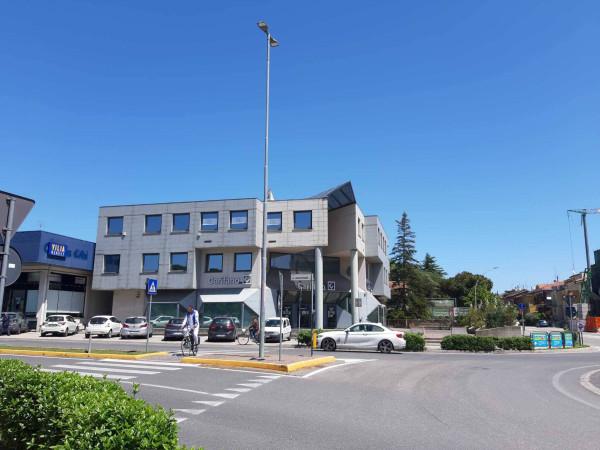 Ufficio in Via Amilcare Ponchielli 94, Pesaro, {3} - Foto 2